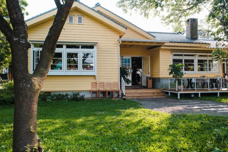 Why Selling Your Property for Cash is the Smartest Move in Today’s Market